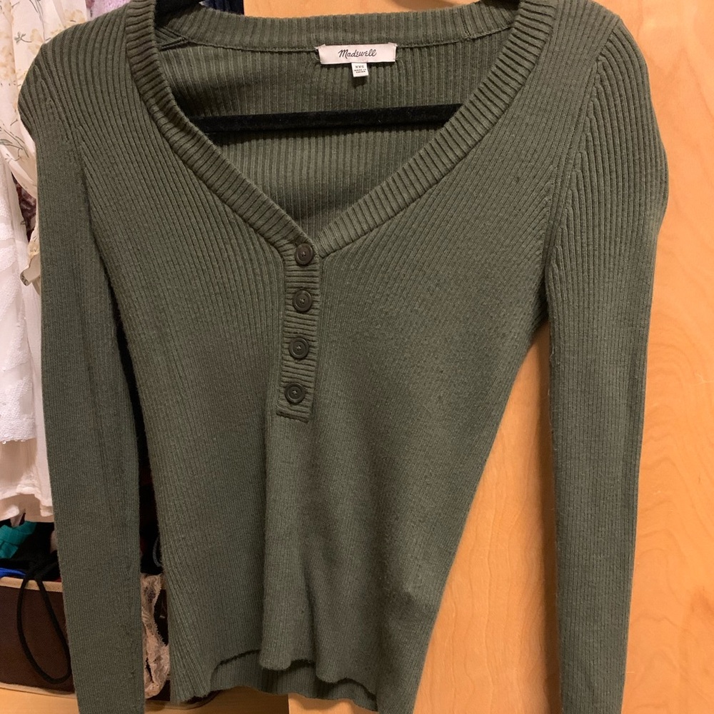 Madewell Henley sweater green with fun frill cuffs!